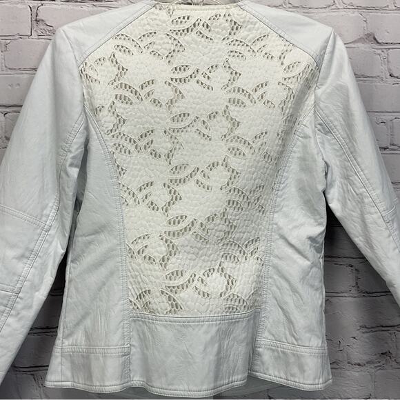 Guess Moto Jacket Women's Size M White Vegan Leather Lace Inserts Asymmetrical - Picture 7 of 10